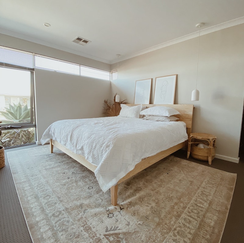 bed base buying guide scaled